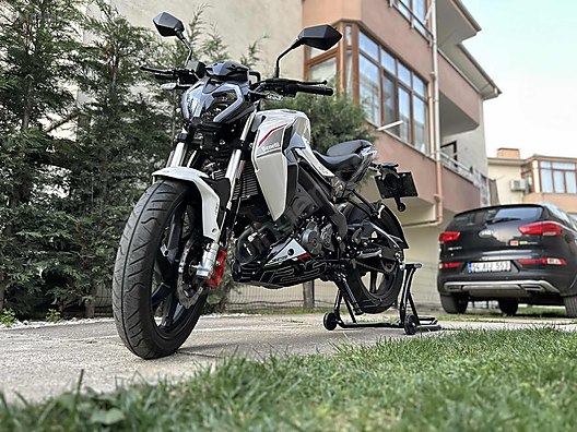 Benelli 125 S 2022 Model Naked Roadster Motor Sahibinden İkinci El 90