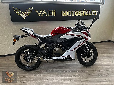 QJ SRK400 RR 2023 Model Naked Roadster Motor Motosiklet Mağazasından