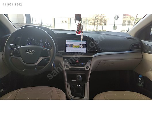 Hyundai Elantra 1 6 D CVVT Style 2018 temiz nokta hatasız