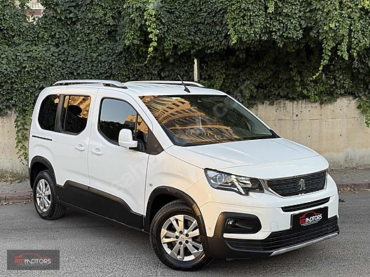 Vasıta / Minivan & Panelvan / Peugeot / Rifter / 1.5 BlueHDI / Allure