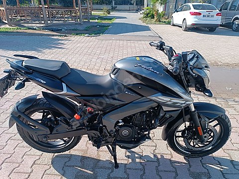 Bajaj Pulsar NS 200 ABS 2022 Model Naked Roadster Motor Sahibinden