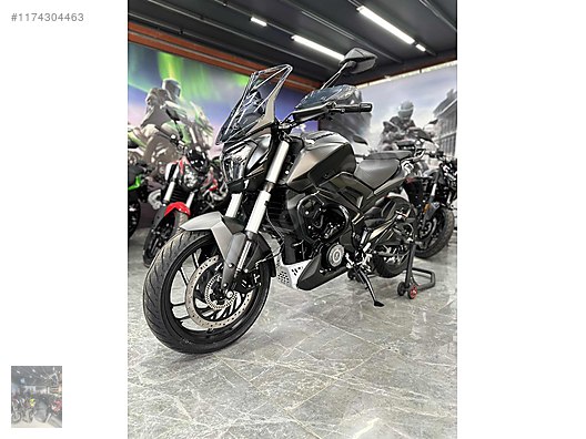 Bajaj Dominar Ug Model Naked Roadster Motor Motosiklet