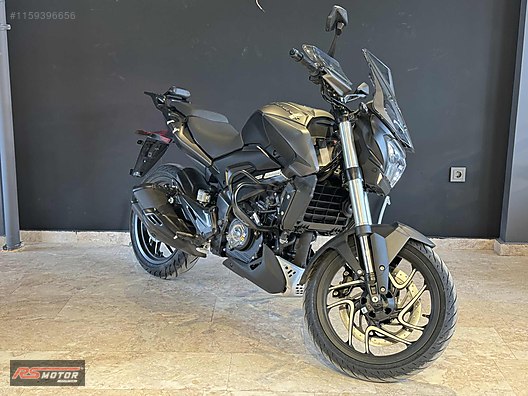 Bajaj Dominar D Model Naked Roadster Motor Motosiklet