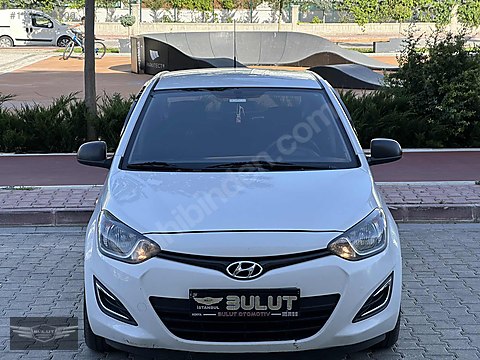 Hyundai i20 1 4 CRDi Jump BULUT OTOMOTİV DEN TEMİZ DÜŞÜK KM İ20