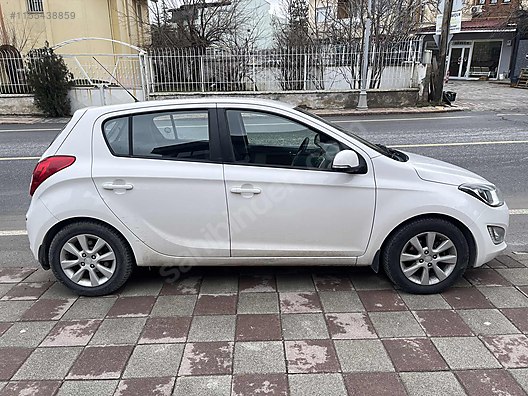 Hyundai i20 1 4 CVVT Sense HATASIZ BOYASIZ HYUNDAİ İ20 SENSE 1