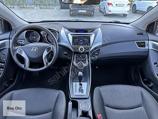 Hyundai Elantra 1 6 D CVVT Style 2013 ELANTRA 1 6 D CVVT STYLE