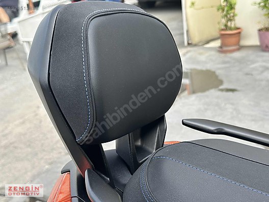 Yamaha X-Max 250 Tech Max motorsiklet