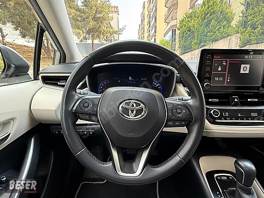 Vasıta / Otomobil / Toyota / Corolla / 1.8 Hybrid / Flame X-Pack