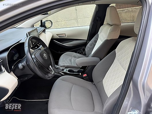 Vasıta / Otomobil / Toyota / Corolla / 1.8 Hybrid / Flame X-Pack