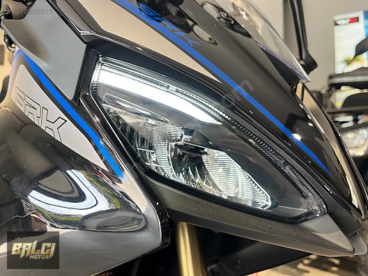 Rks Srk R Model Naked Roadster Motor Motosiklet Ma Azas Ndan S F R Tl