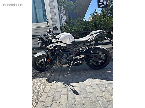 Triumph Street Triple R Model Naked Roadster Motor Sahibinden