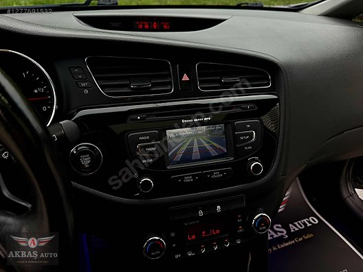 Vasıta / Otomobil / Kia / Ceed / 1.6 CRDi / Premium