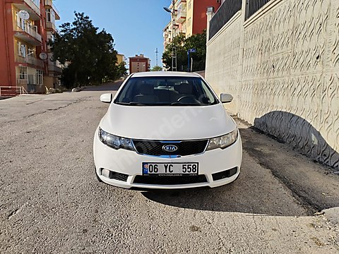 Kia Cerato Gsl Comfort Acil Tertemiz Hatas Z Boyas Z