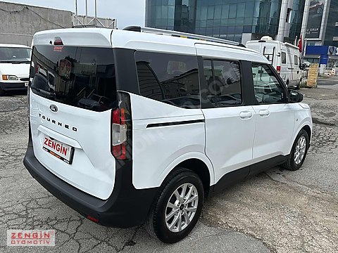 Vasıta / Minivan & Panelvan / Ford / Tourneo Courier / 1.5 EcoBlue Titanium