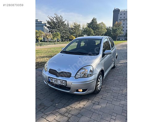 Vasıta / Otomobil / Toyota / Yaris / 1.3 / Sol