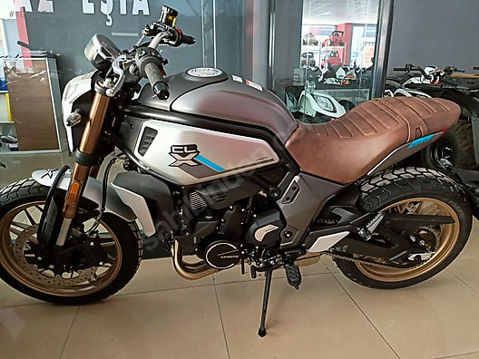 Cfmoto Cl X Heritage Model Naked Roadster Motor Motosiklet