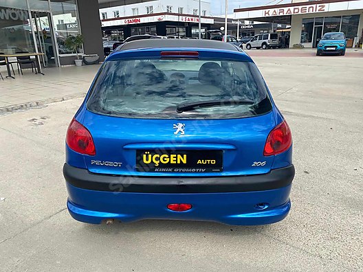 Peugeot 206 1 4 XR PEJO 206 1 4 150 000 KM OTOMATİK VİTES