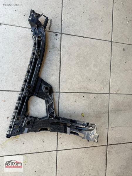 Mercedes E Tampon Braketi (Arka)