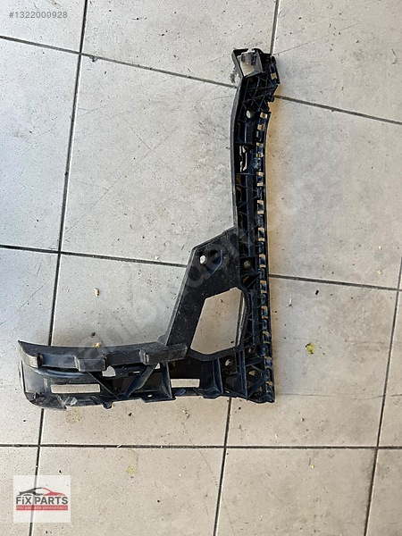 Mercedes E Tampon Braketi (Arka)