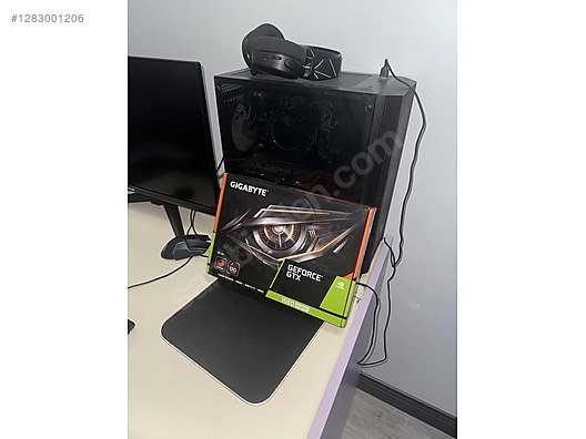 Used & Brand New Items / Computers / Desktops / Desktop Components / Graphics Cards