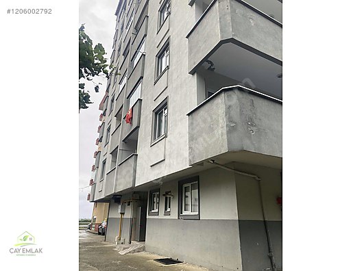 ÇAY EMLAK'tan KÜÇÜKTAŞHANE MH. SATILIK 3+1 145m2 DAİRE #1206002792