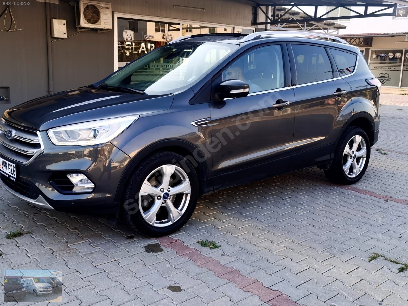 Ford / Kuga / 1.5 TDCI / Titanium / ÇOK TEMİZ CAM TAVAN