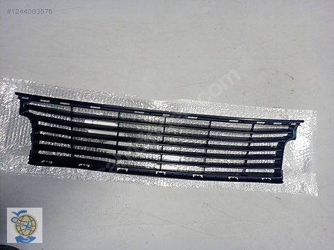 Scenic 3-III Ön Tampon Orta Izgarası 622543518R - İlan ve