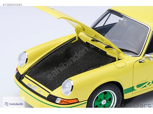 Autoart Diecast Model 1:18 Porsche Araba - 1282004283