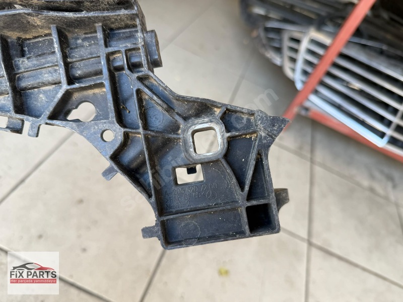 Mercedes C Ön Panel