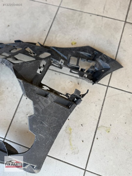 Mercedes E Tampon Braketi (Ön)