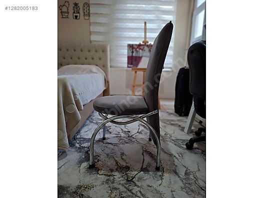 Used & Brand New Items / Home Decor / Furniture / Child & Teen Room / Chair