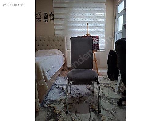 Used & Brand New Items / Home Decor / Furniture / Child & Teen Room / Chair