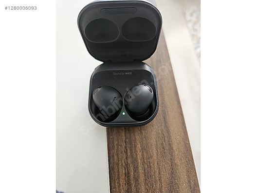 Used & Brand New Items / Cell Phones & Accessories / Accessories / Bluetooth Headphones