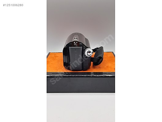 Used & Brand New Items / Cameras & Photographic Equipment / Video Cameras & Camcorders / Digital Camcorders / Built-in Hard Disk