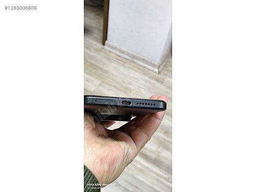 Used & Brand New Items / Cell Phones & Accessories / Cell Phones / Xiaomi / 15 Ultra