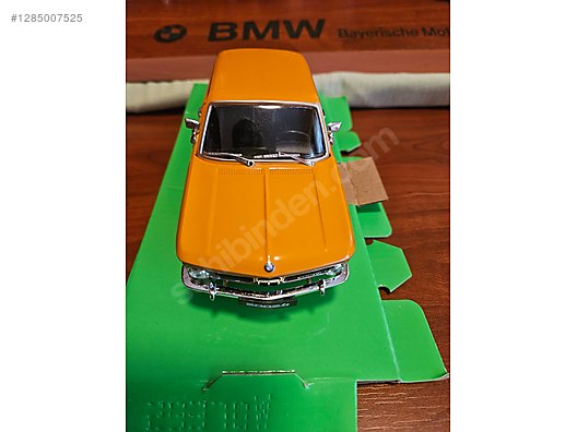 BMW 2002tii SET 1971-74 DIECAST 1:18 ÖLÇEK KYOSHO MODEL ARABA on