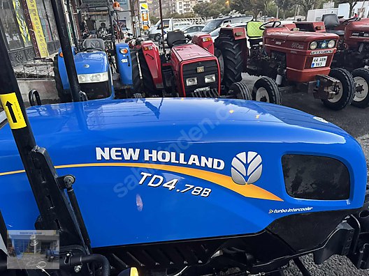 Machinery / Agricultural Machines / Tractors / New Holland / TD4.78B