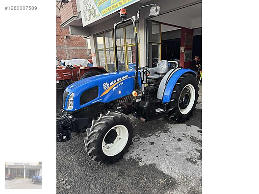 Machinery / Agricultural Machines / Tractors / New Holland / TD4.78B