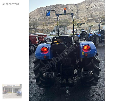 Machinery / Agricultural Machines / Tractors / New Holland / TD4.78B