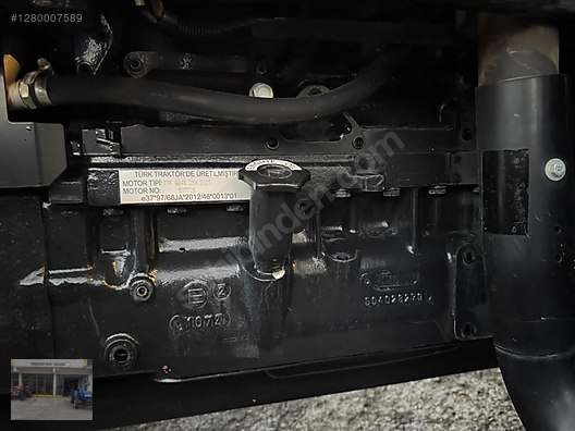 Machinery / Agricultural Machines / Tractors / New Holland / TD4.78B