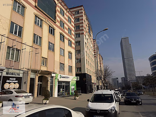 ÜMRANİYE PLAZALAR BÖLGESİNDE SATILIK LÜX PLAZA KATI