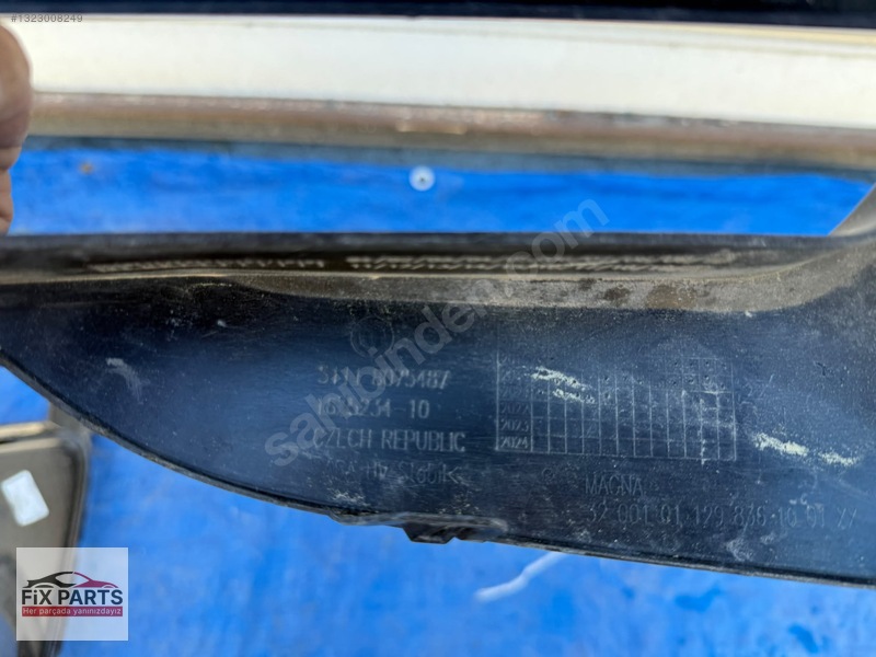 BMW 2 Serisi Sis Farı Çerçevesi