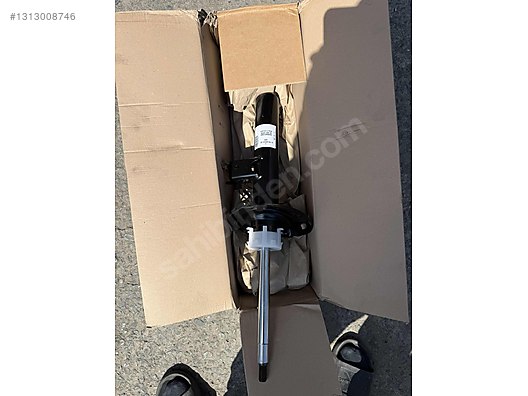Otomobil & Arazi Aracı / Yürüyen & Direksiyon / MERCEDES W118