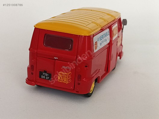 Norev Diecast Model 1:43 Renault Araba