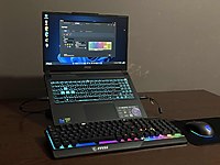 MSI CYBORG İ7- 13620H, RTX 4060, 512 SSD GAMİNG LAPTOP & MSI SET