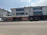 UÇARAVCI'DAN KOZLUCA BULVARINDA GENİŞ CEPHELİ SATILIK İŞ YERİ #1264009291