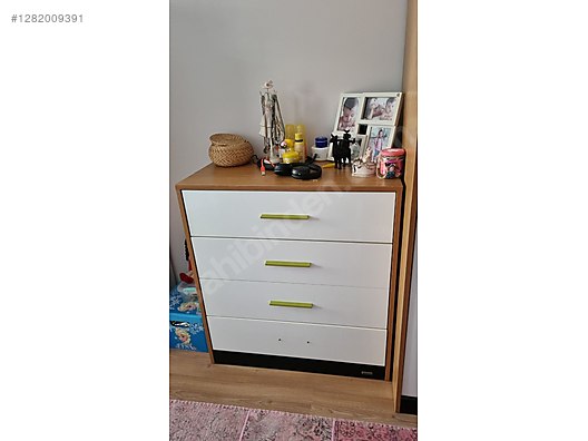 Used & Brand New Items / Home Decor / Furniture / Child & Teen Room / Cupboard