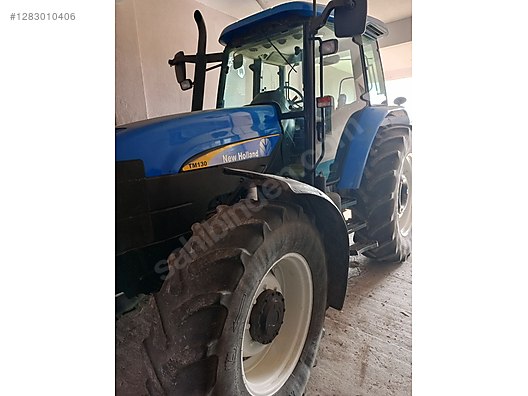 Machinery / Agricultural Machines / Tractors / New Holland / TM130