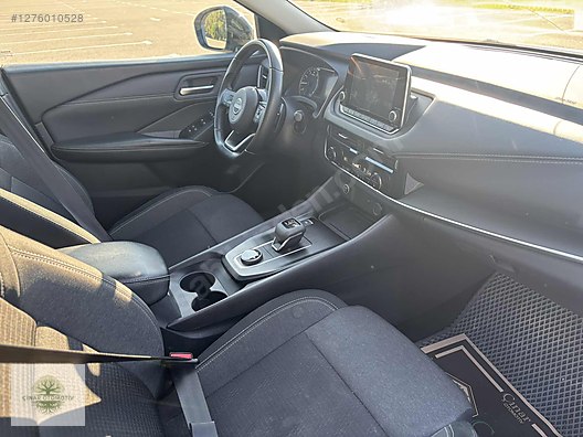 Vasıta / Arazi, SUV & Pickup / Nissan / Qashqai / 1.3 DIG-T / Sky Pack