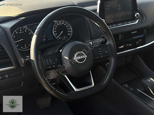 Vasıta / Arazi, SUV & Pickup / Nissan / Qashqai / 1.3 DIG-T / Sky Pack